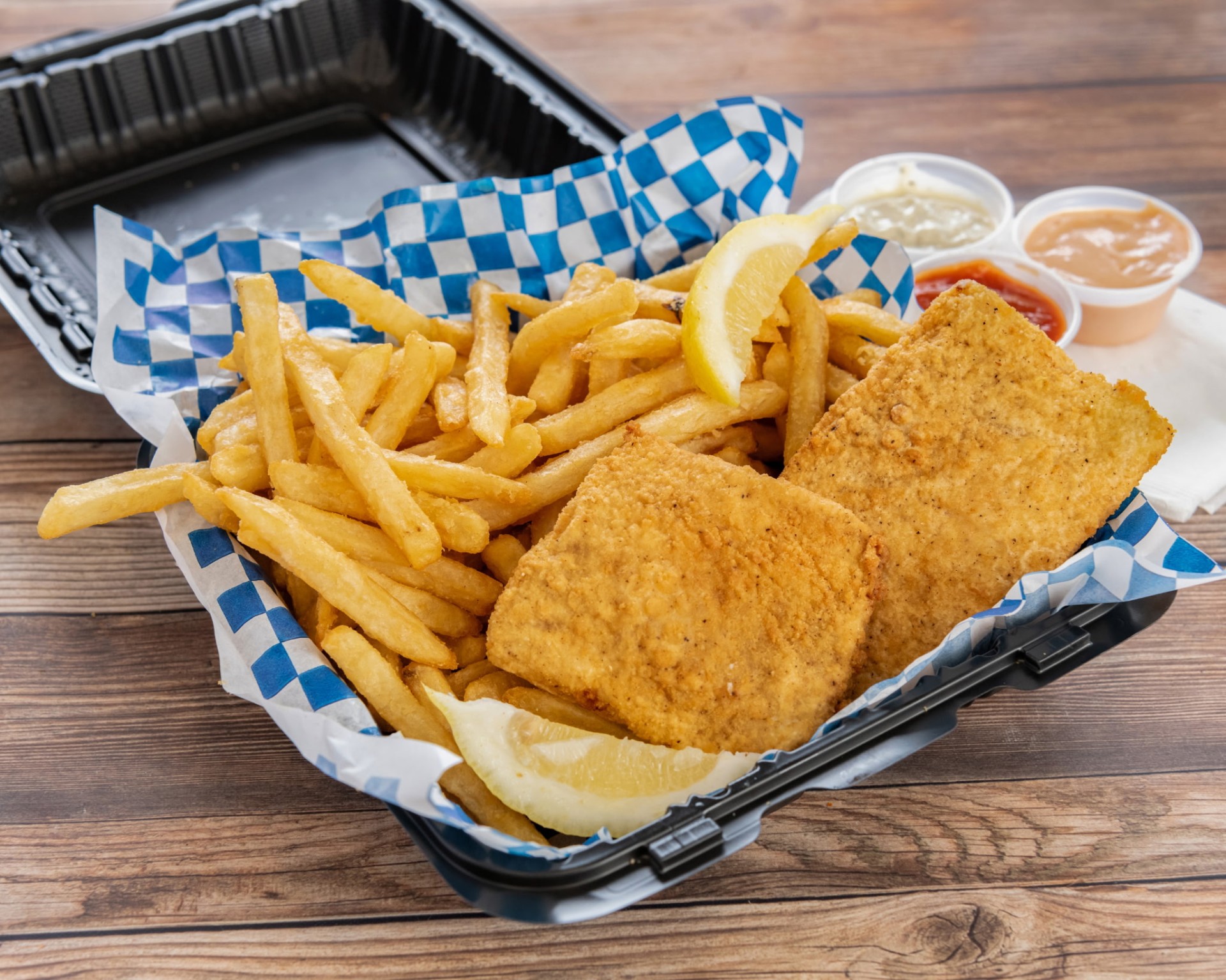 Cod fillets with fries